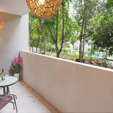 Condo Coto8 10Min To Beach, Gym, Pool,Wifi 200Mb