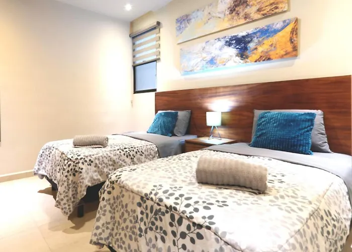 Selvanova Coto8 10min Beach,gyms,pools,wifi 200mb Сasa de vacaciones *